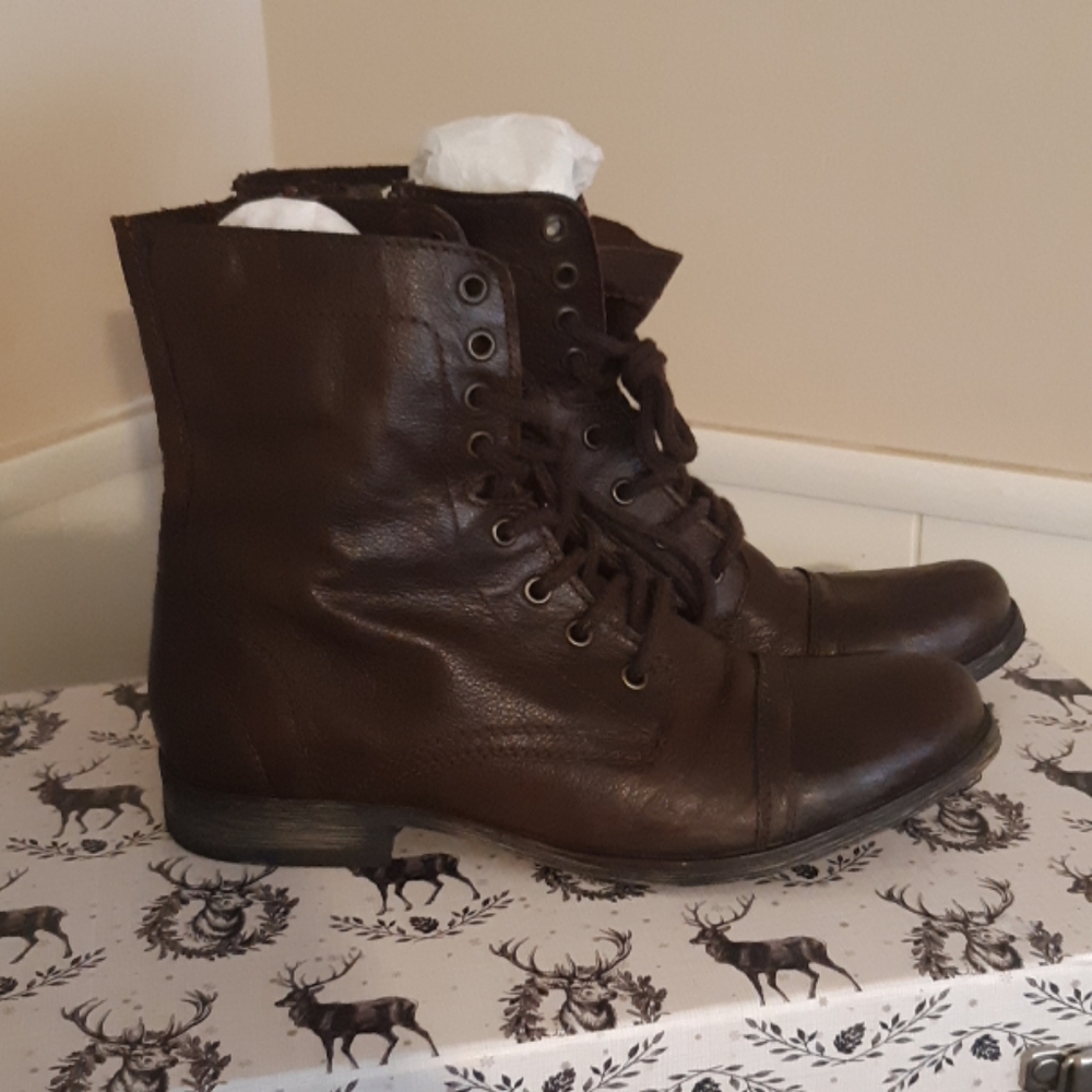 STEVE MADDEN TROOPAH